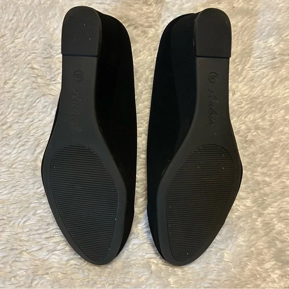 Ankis Black Wedge Dress Shoes - Picture 5 of 5